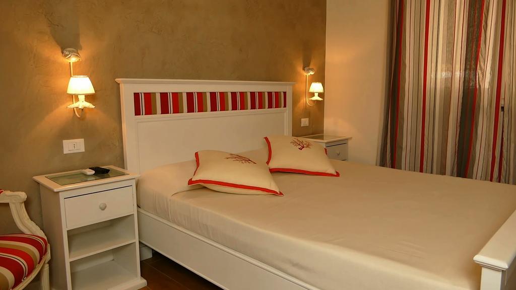 Bed & Breakfast Venezia Hotel Marina Di Carrara Quarto foto