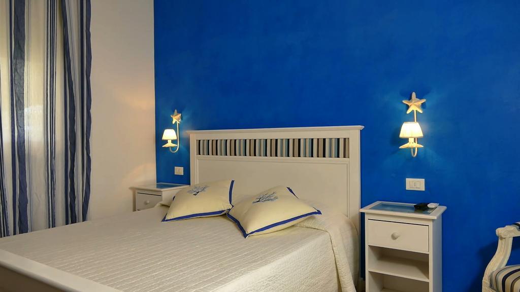 Bed & Breakfast Venezia Hotel Marina Di Carrara Quarto foto