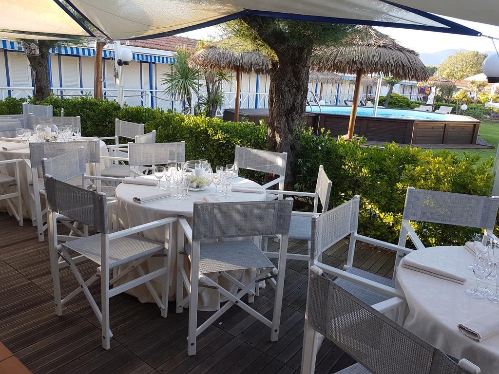 Bed & Breakfast Venezia Hotel Marina Di Carrara Exterior foto